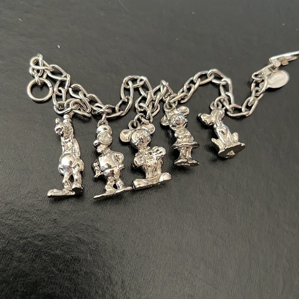 Disney charm bracelet - Picture 3 of 3